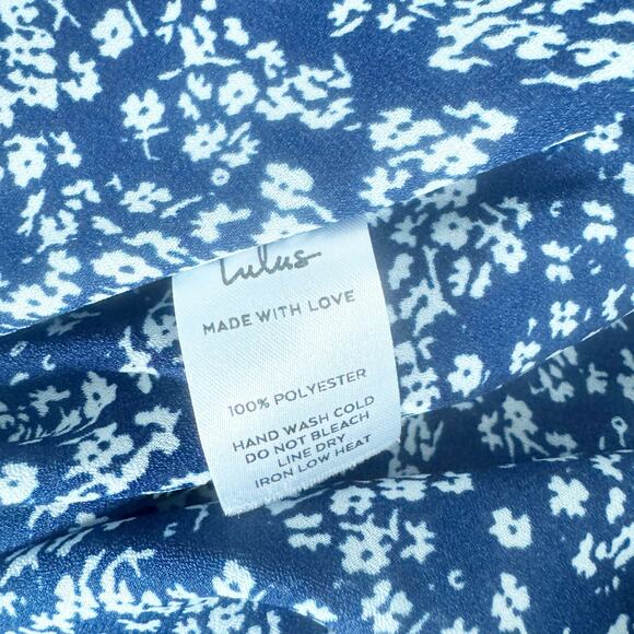 LULUS Fleurtation Floral Print Off Shoulder Midi Dress Navy Blue Medium M - Picture 11 of 12